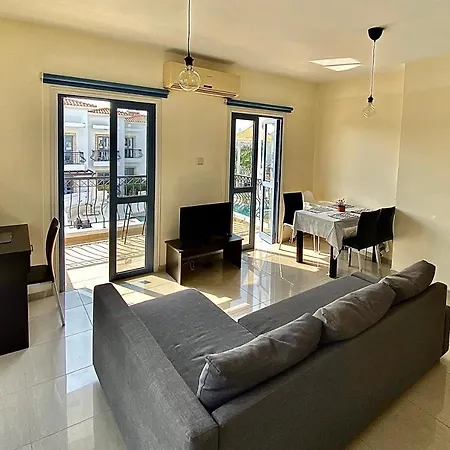 Dekhelia For 4 Persons Lägenhet Larnaca