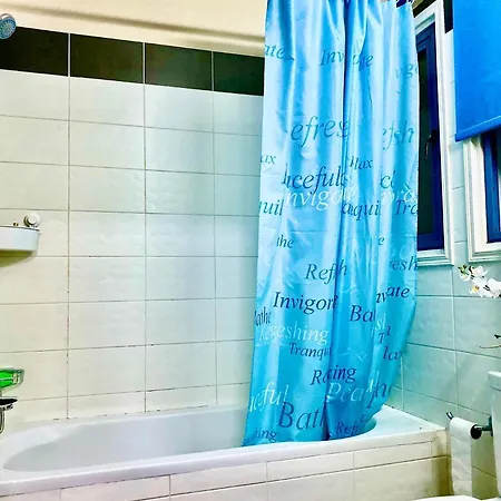 Lägenhet Dekhelia For 4 Persons Larnaca