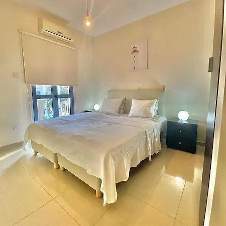 Apartment Dekhelia For 4 Persons *